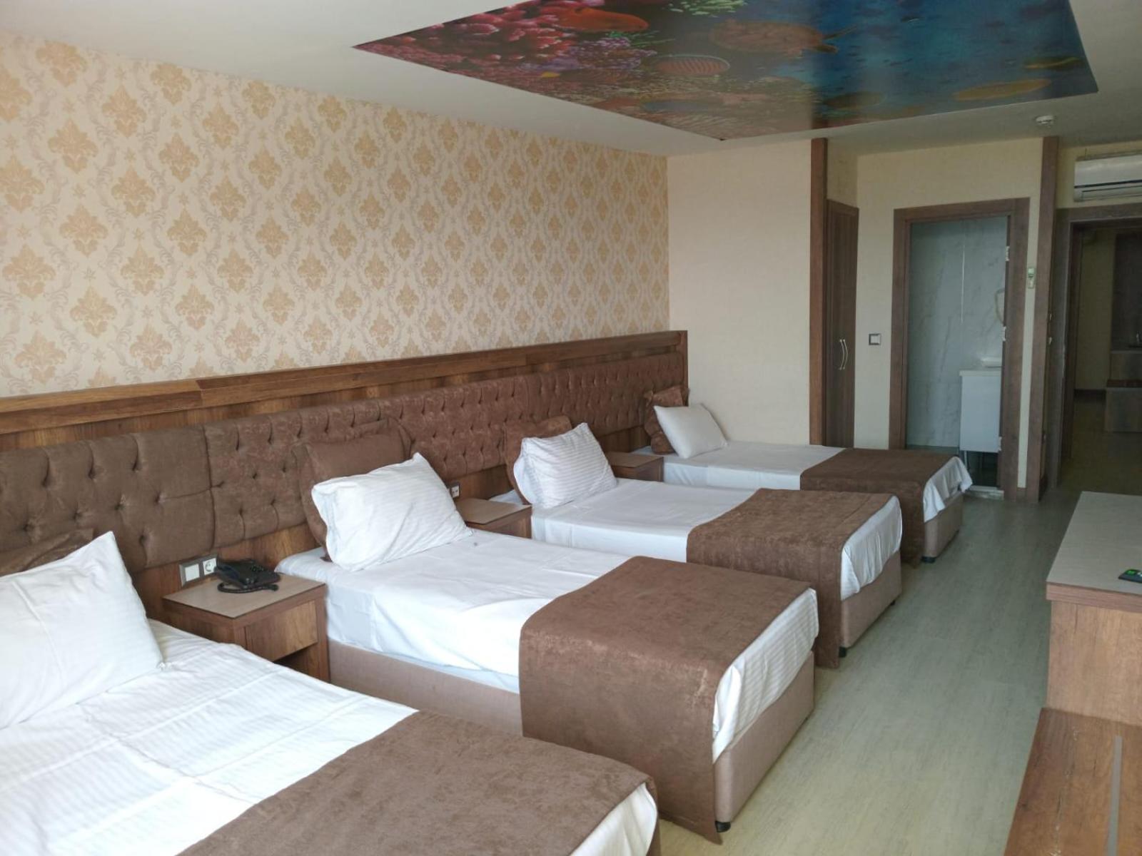 Hotel Buyuk Paris Estambul Exterior foto