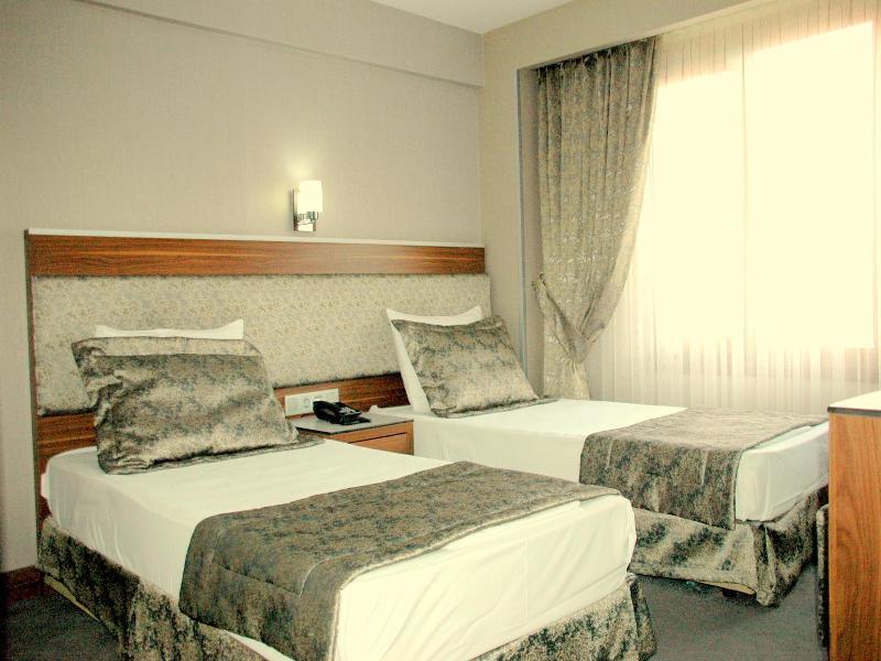 Hotel Buyuk Paris Estambul Exterior foto