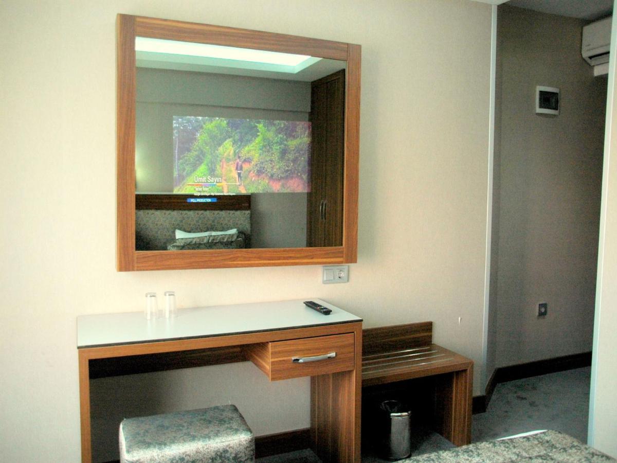 Hotel Buyuk Paris Estambul Habitación foto
